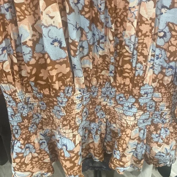 Free People -  Ruffled Sleeve & Neckline Blouse 100% Viscose zipper - Picture 14 of 16